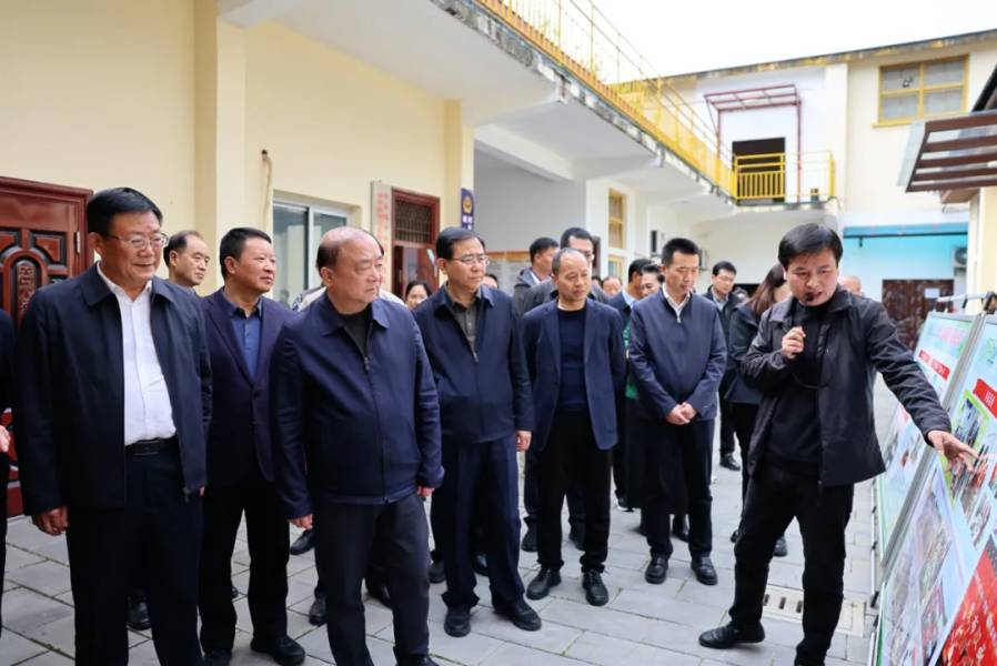 3(1)(1).png 3(1)(1).png