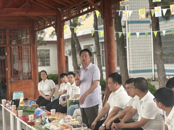 黄梅3副本.jpg 黄梅3副本.jpg