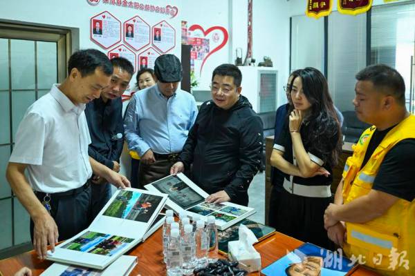 图片2_副本.png 图片2_副本.png