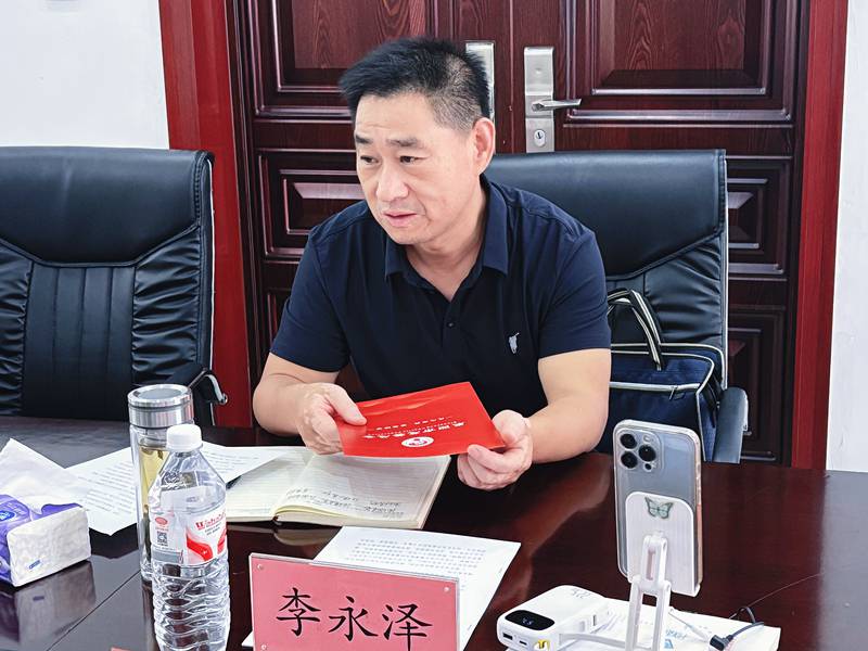 李永泽_副本.jpg