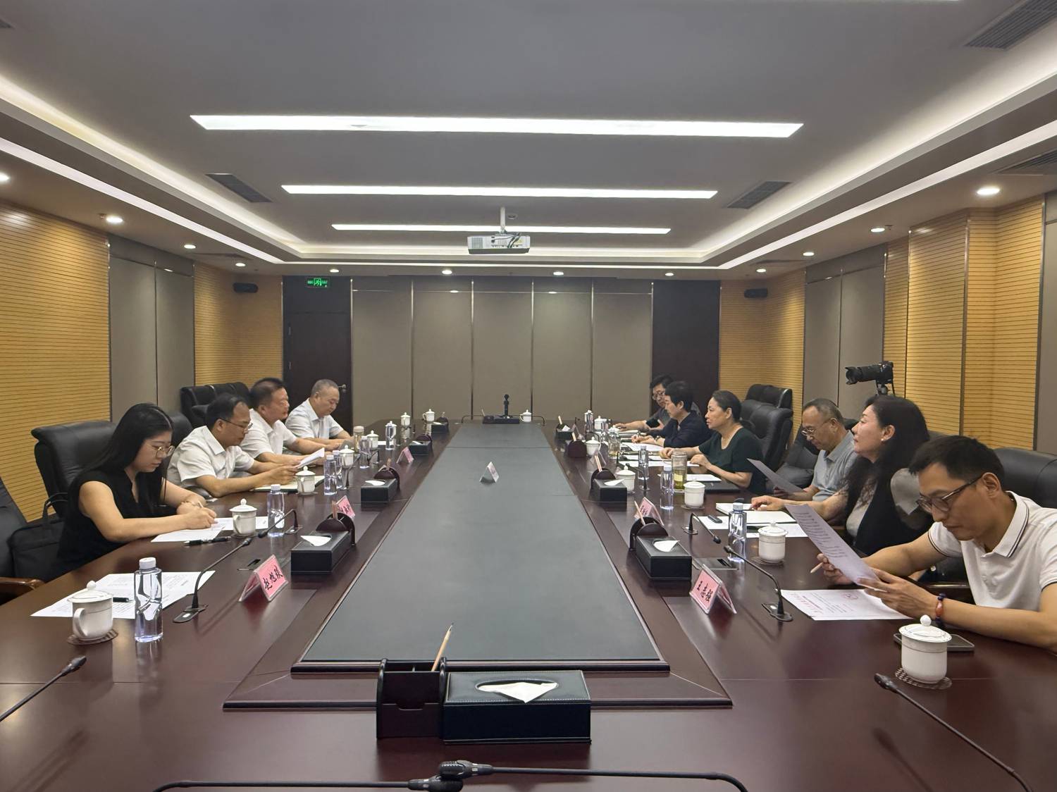 图二.jpg 图二.jpg