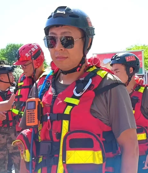 2.png 2.png