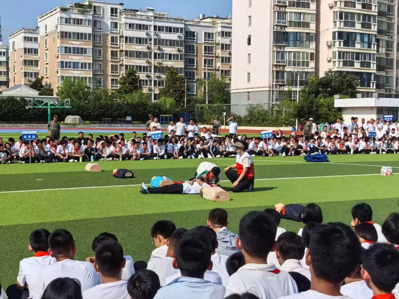 1.jpg 1.jpg