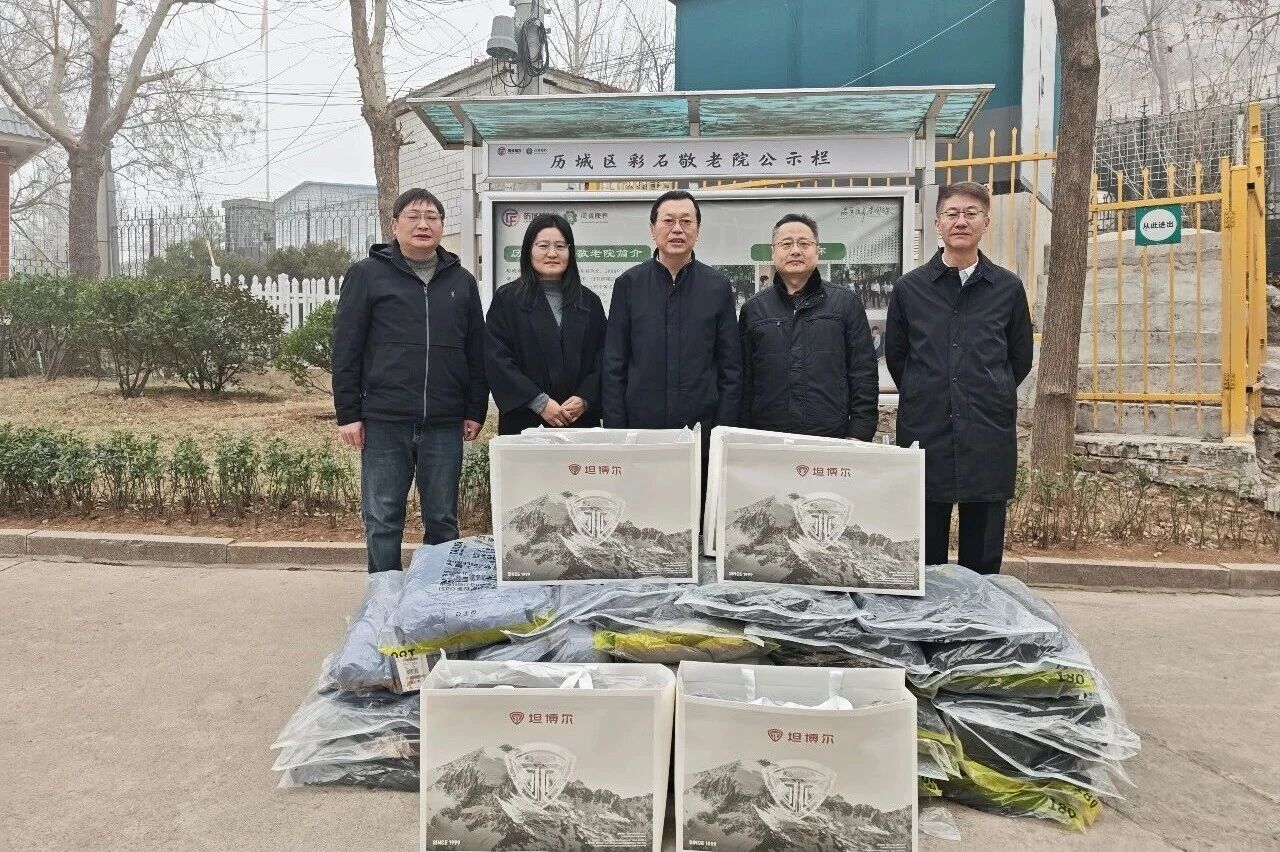 走访照片-魏会长.jpg 走访照片-魏会长.jpg