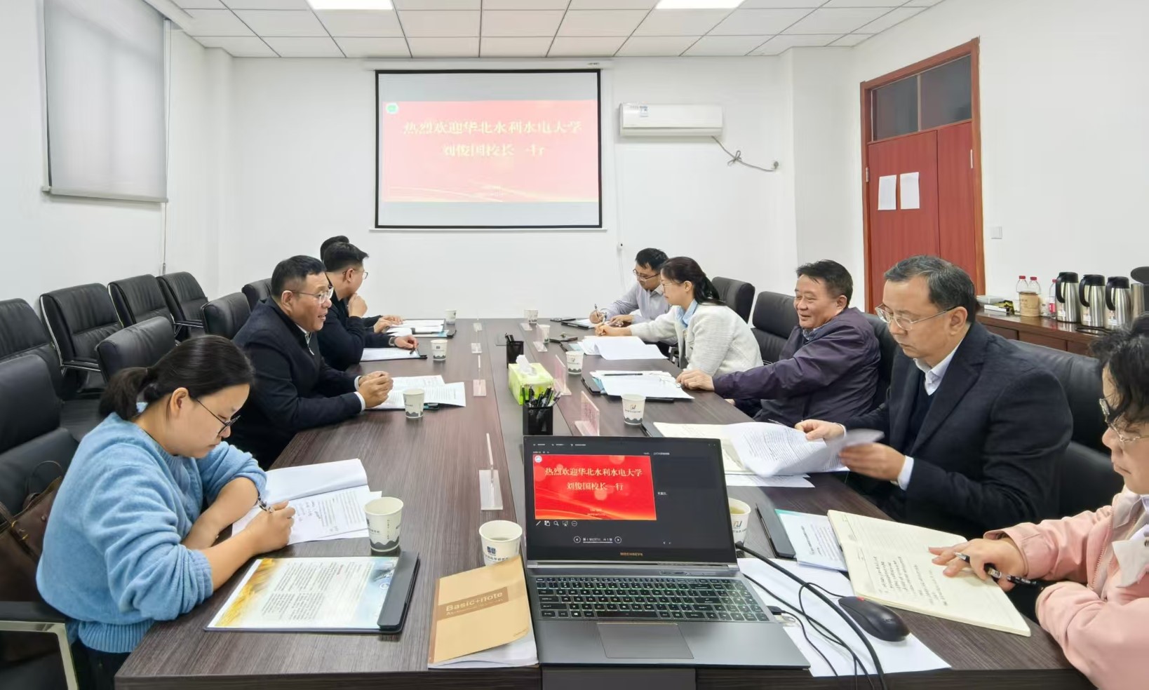 dcacd848c1f83cc522af984131a18c7e.jpg dcacd848c1f83cc522af984131a18c7e.jpg