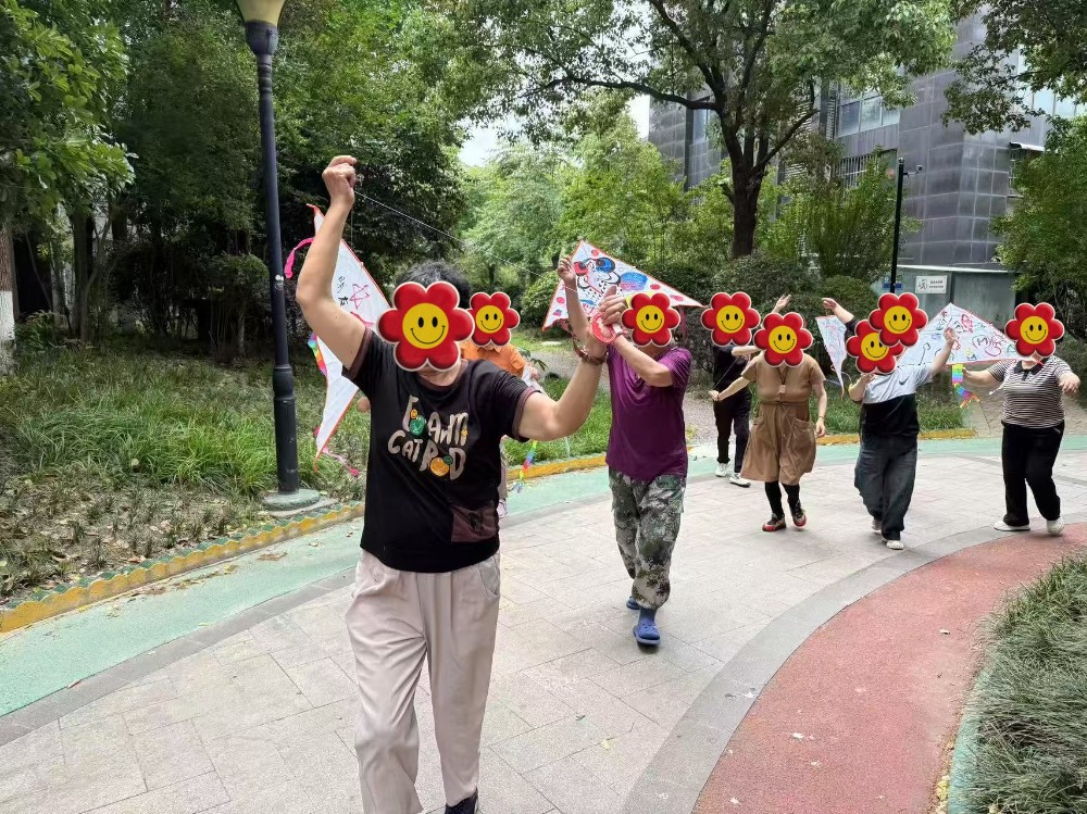 Z2_副本.jpg
