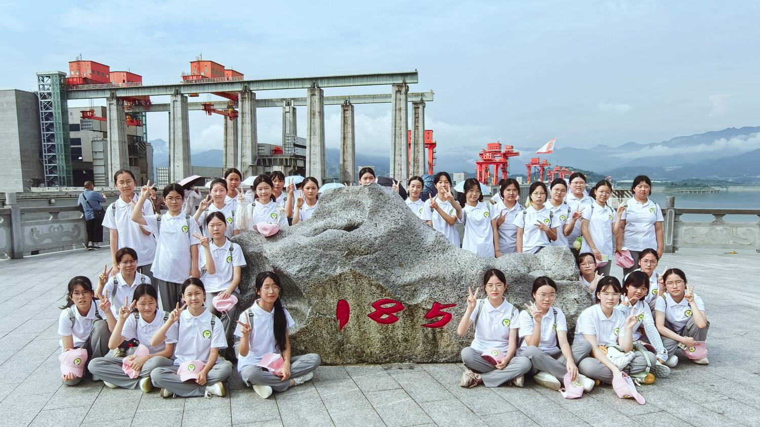 图片2.png 图片2.png