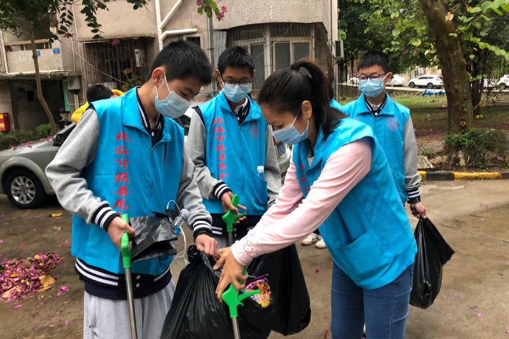 22、南香社区环保清洁_1.jpg