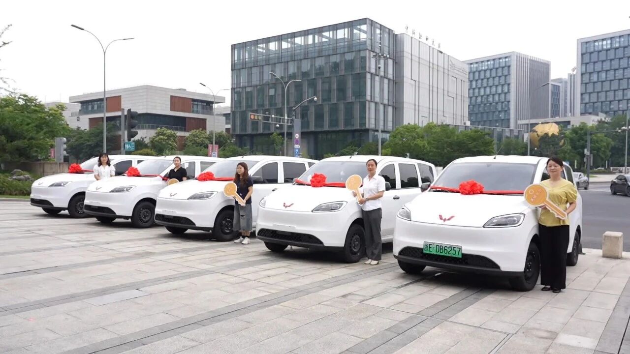 助老车.jpg 助老车.jpg