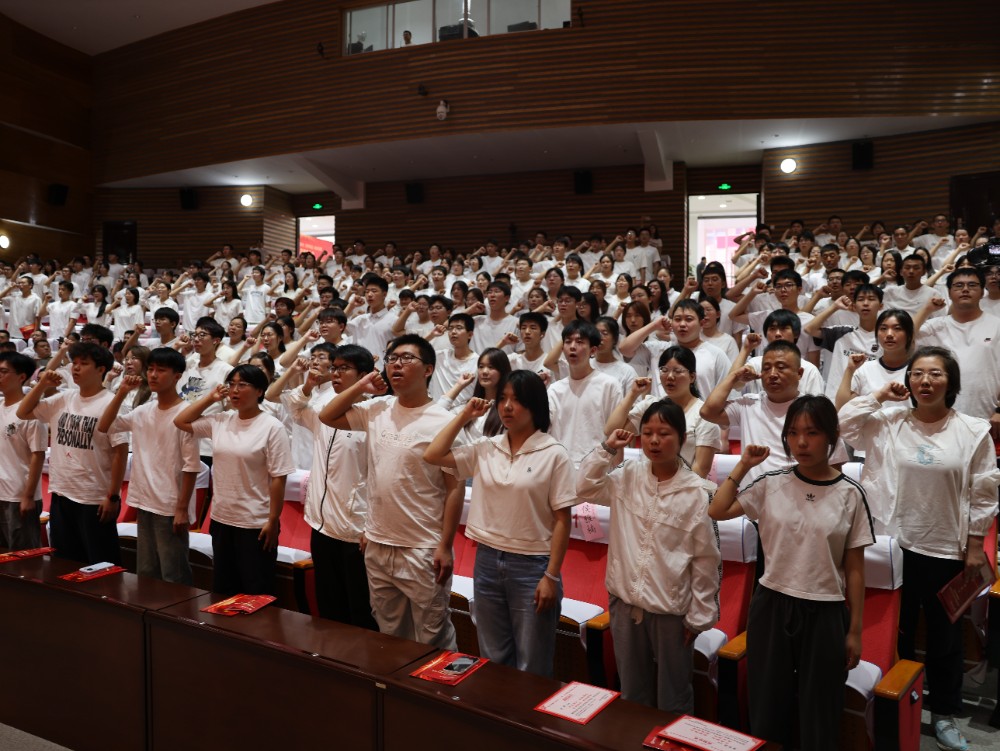 102A1534.JPG