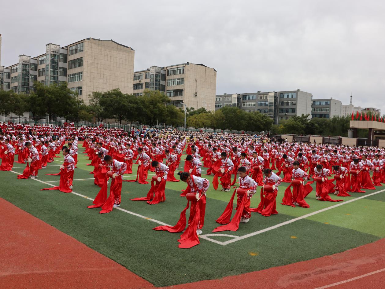 图片4.jpg 图片4.jpg