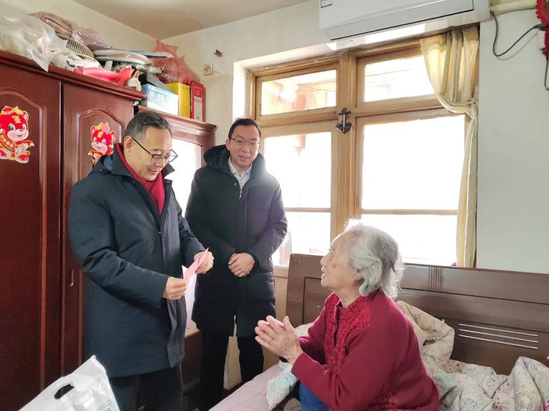 网站首页滚动大图.jpg