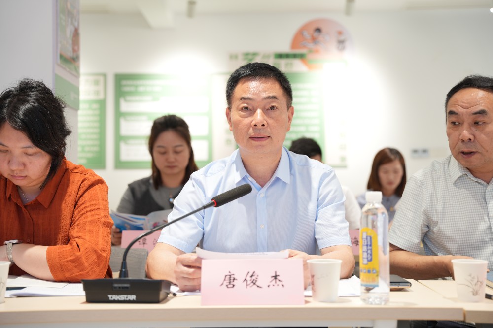 唐俊杰1.JPG