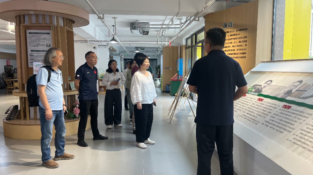 调研楠竹社区3.jpg
