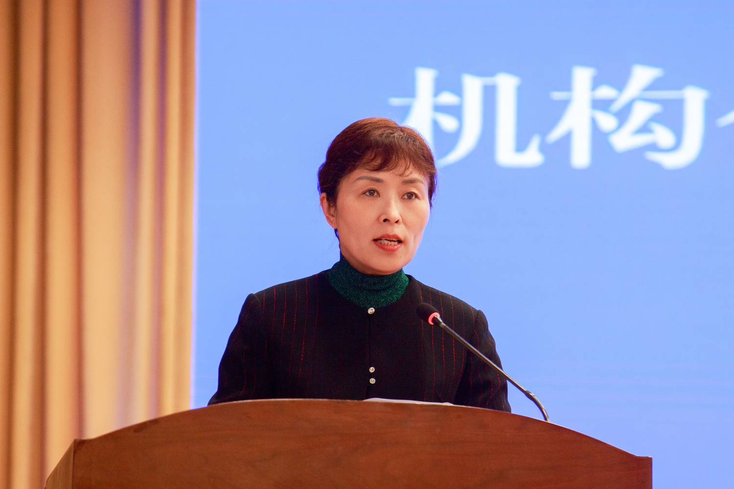 图片 2.jpg 图片 2.jpg