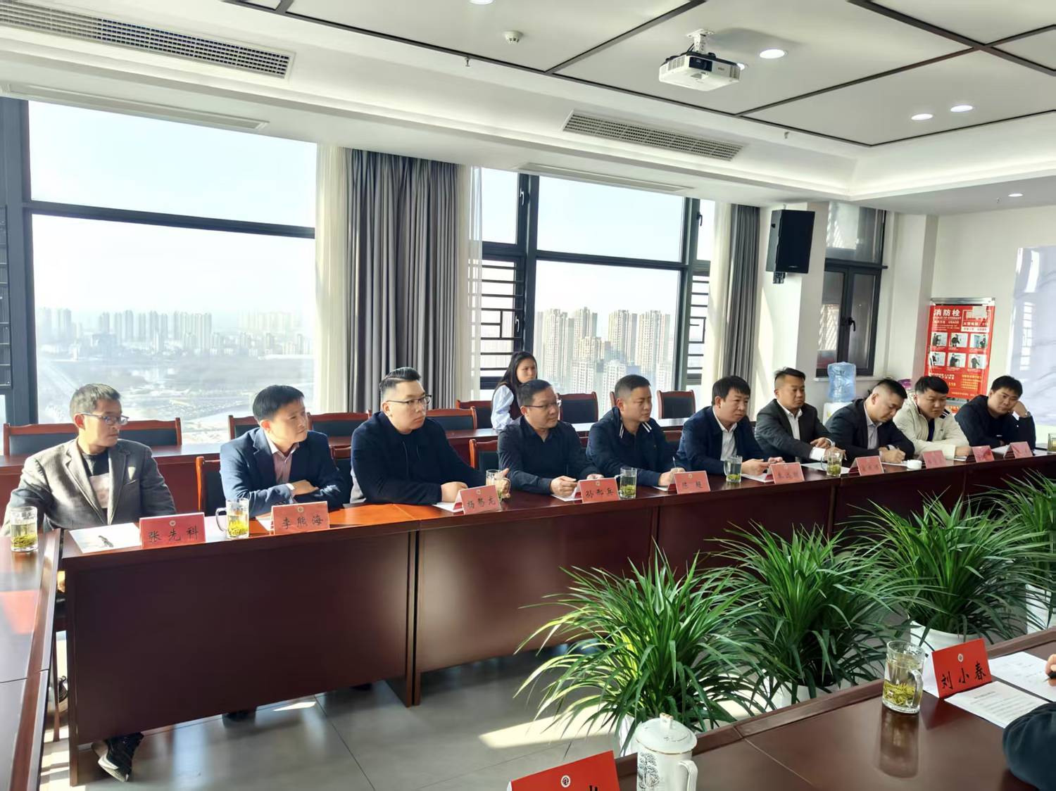 微信图片_20251208112149_10_19.jpg 微信图片_20251208112149_10_19.jpg