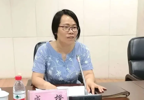 省慈善协会副会长赵浩义,杨凌区政府副区长戴方昌,区民政局局长成橙