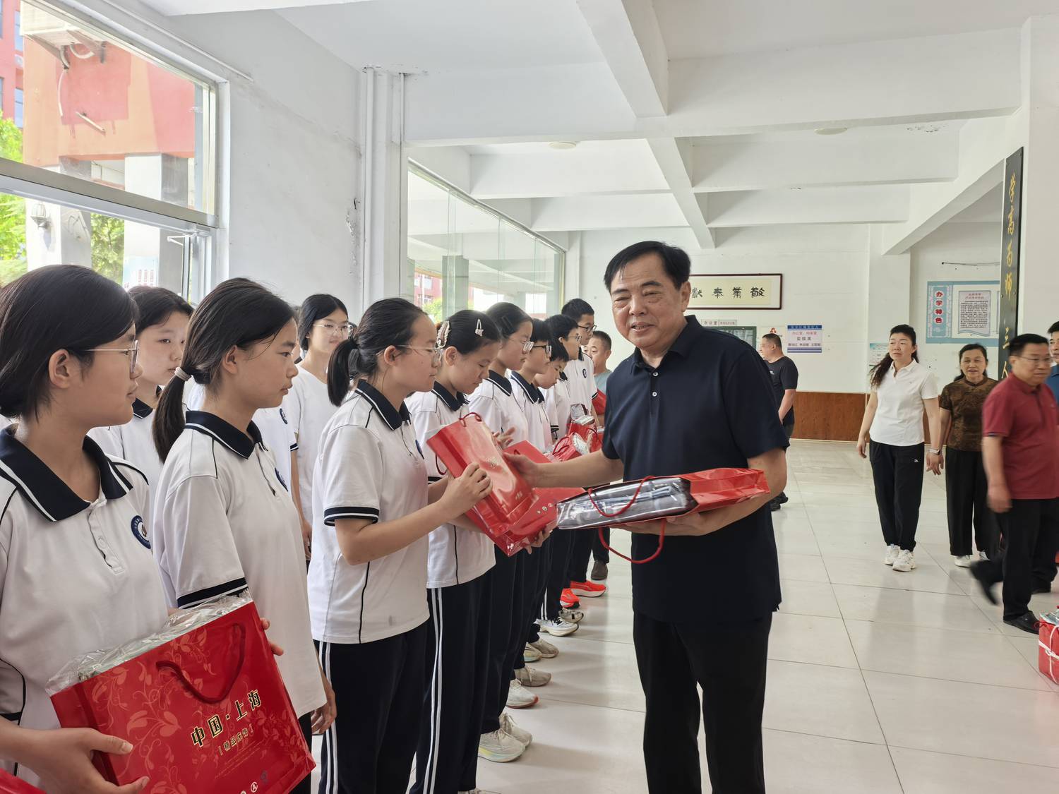 图5.jpg 图5.jpg