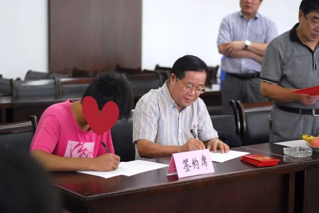 微信图片_2025-10-27_100129_245.jpg 微信图片_2025-10-27_100129_245.jpg