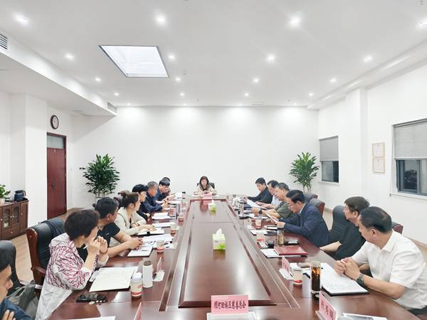 81d1df4ad4ebf5ca1b3f056664e17202 - 副本.jpg 81d1df4ad4ebf5ca1b3f056664e17202 - 副本.jpg