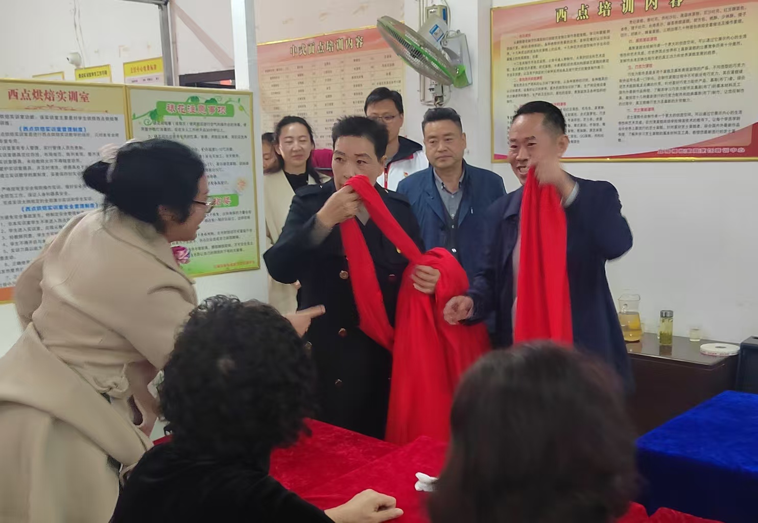 51e5a1ffe74c21479056d7fb8c2e690a.jpg 51e5a1ffe74c21479056d7fb8c2e690a.jpg