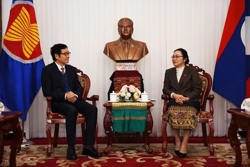 一带一路1.jpg 一带一路1.jpg