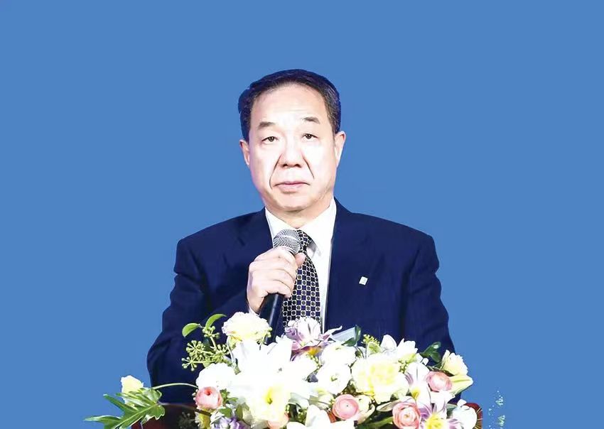 宫会长讲话.jpg