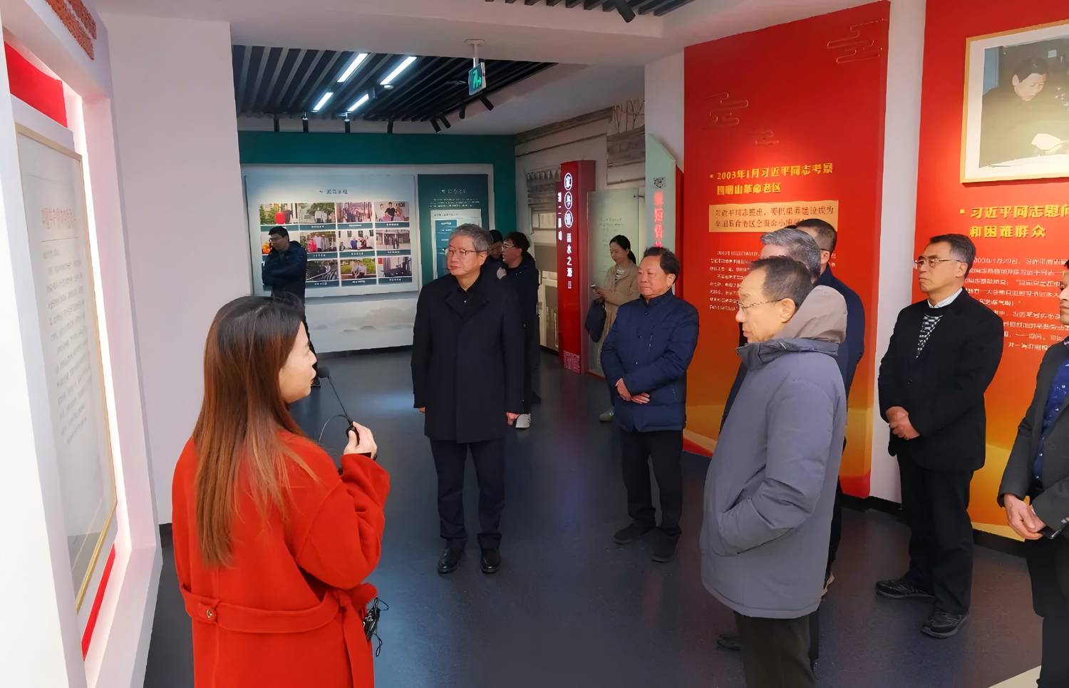2024.12.19中华慈善总会右往左看(1).jpg