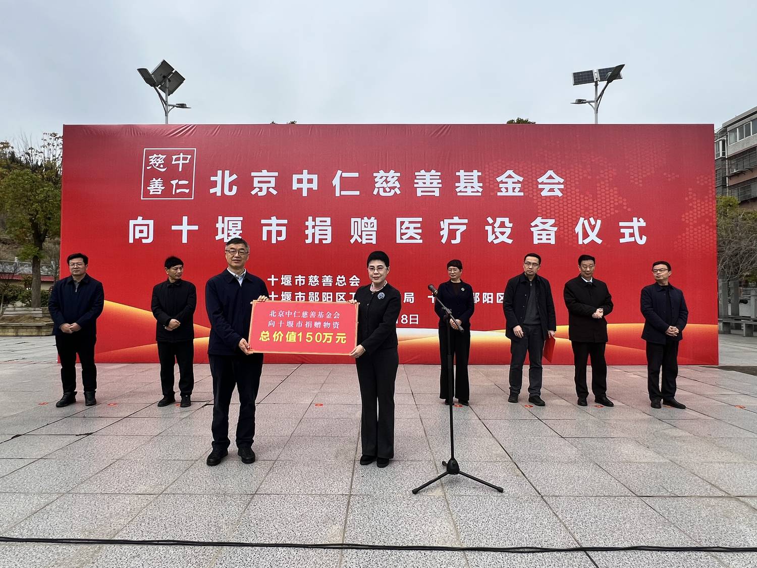 1c957e29f108c3f67160d41db2adddba.jpg 1c957e29f108c3f67160d41db2adddba.jpg