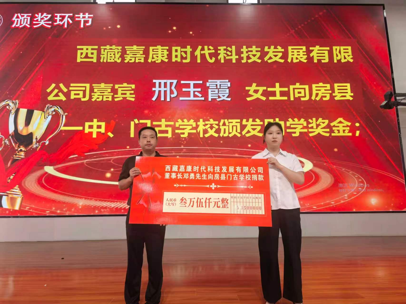 0837eea38097cb215e8271ee8384eb70.jpg 0837eea38097cb215e8271ee8384eb70.jpg