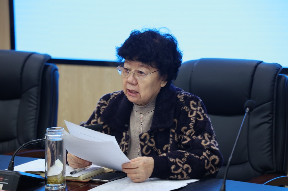 市慈善协会副会长庞瑶宣读表彰决定及表彰名单.JPG