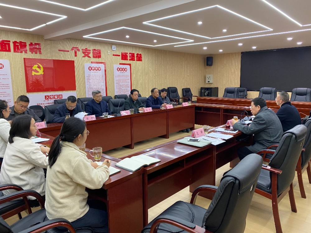 1.赵浩义一行与榆林市、榆阳区慈善协会主要领导及工作人员座谈.jpg 1.赵浩义一行与榆林市、榆阳区慈善协会主要领导及工作人员座谈.jpg