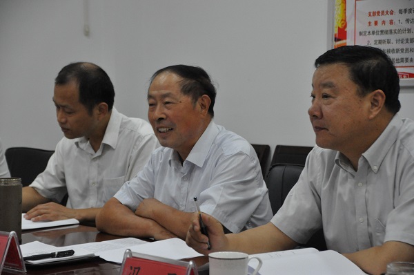 濮阳市副市长王延青赴濮阳市慈善总会调研全市慈善工作