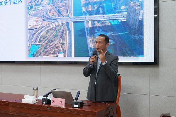 南阳市干部学院（南水北调干部学院）教务教研部主任郭度授课.JPG