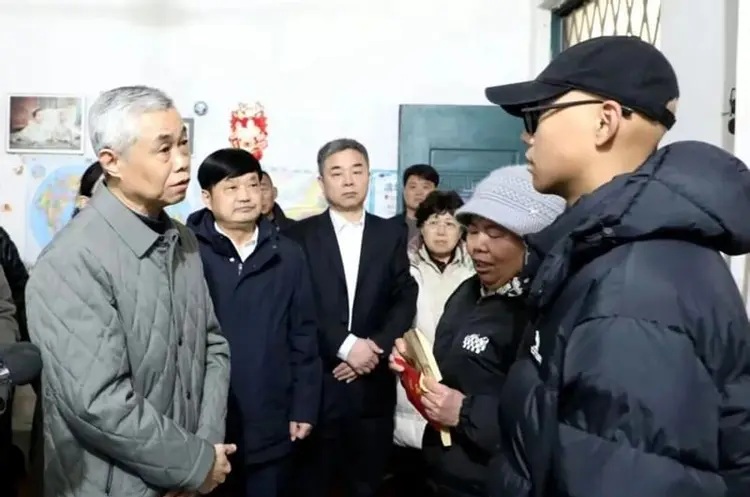 下载.jpg 下载.jpg