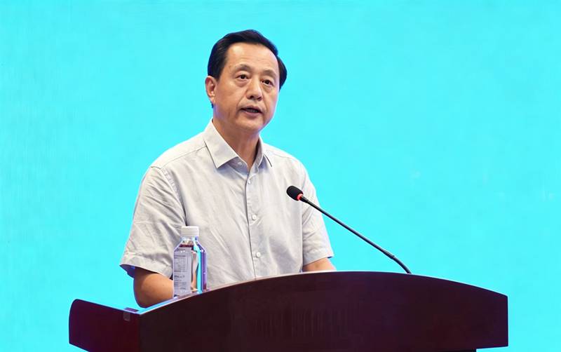 省慈善联合总会常务副会长王树山在开班仪式致辞.png