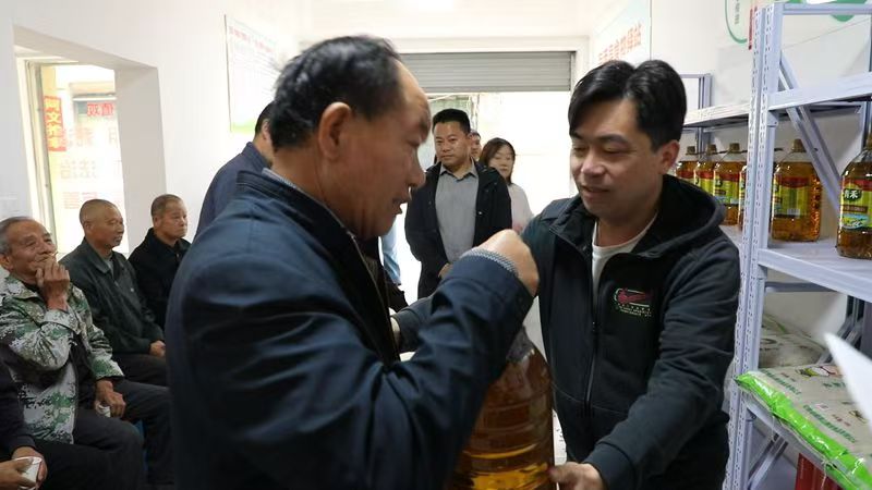食物驿站1.jpg