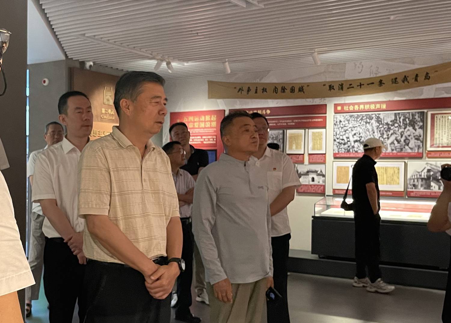 阎主席-2A.jpg 阎主席-2A.jpg