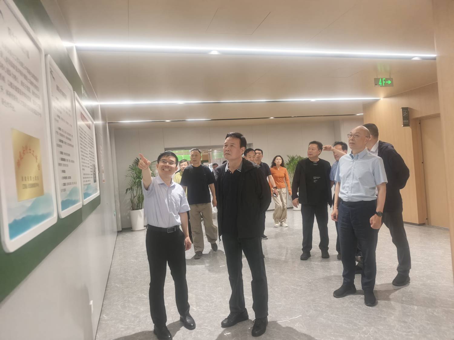 微信图片_20260625095135_175_2210.jpg