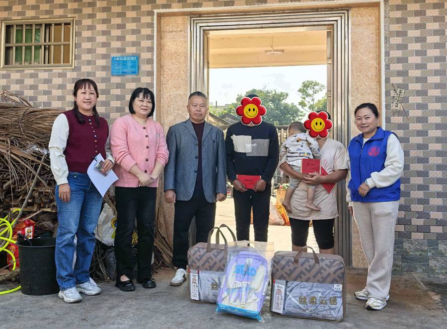 微心愿活动-陈莹婷、陈莹婧、陈经榜  网站图2.jpg